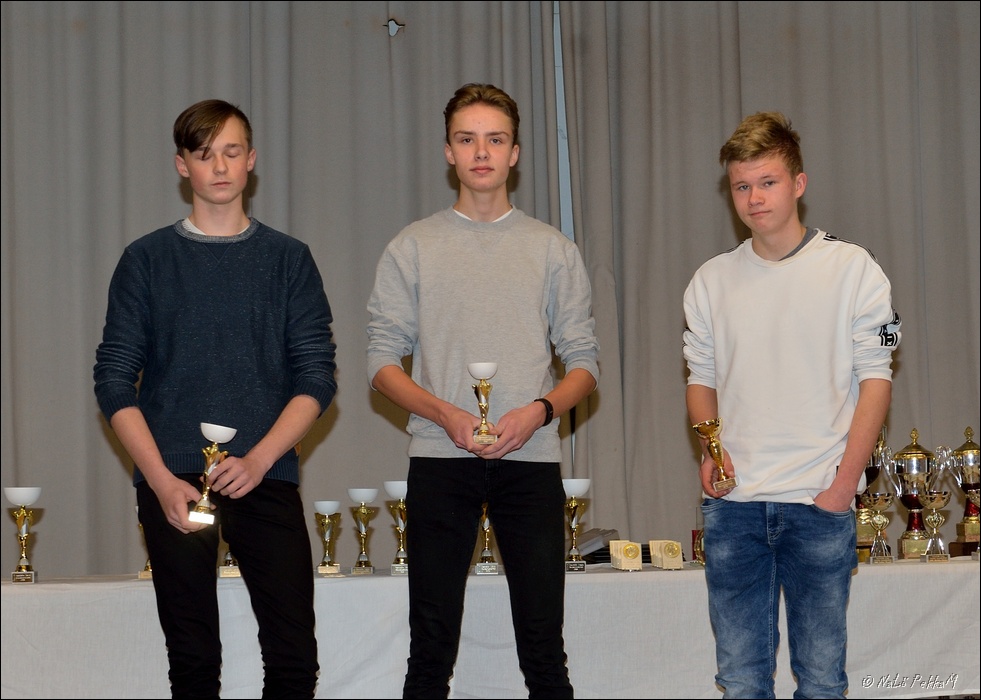 2018-11-18_Ulkokauden_paattajaiset_ (40).jpg