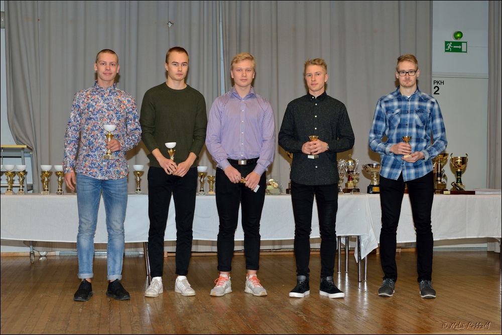 2018-11-18_Ulkokauden_paattajaiset_ (43).jpg