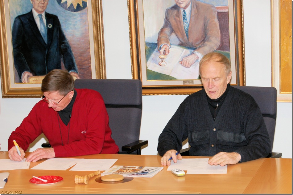 Loylyn_syyskokous_11-2006_02.JPG